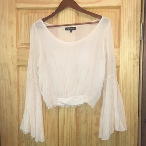 Basic cream light belled sleeve top ✌🏼🌞